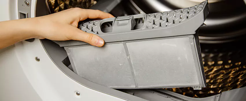 Signs Of A Clogged Dryer Lint Trap in Portland, Texas